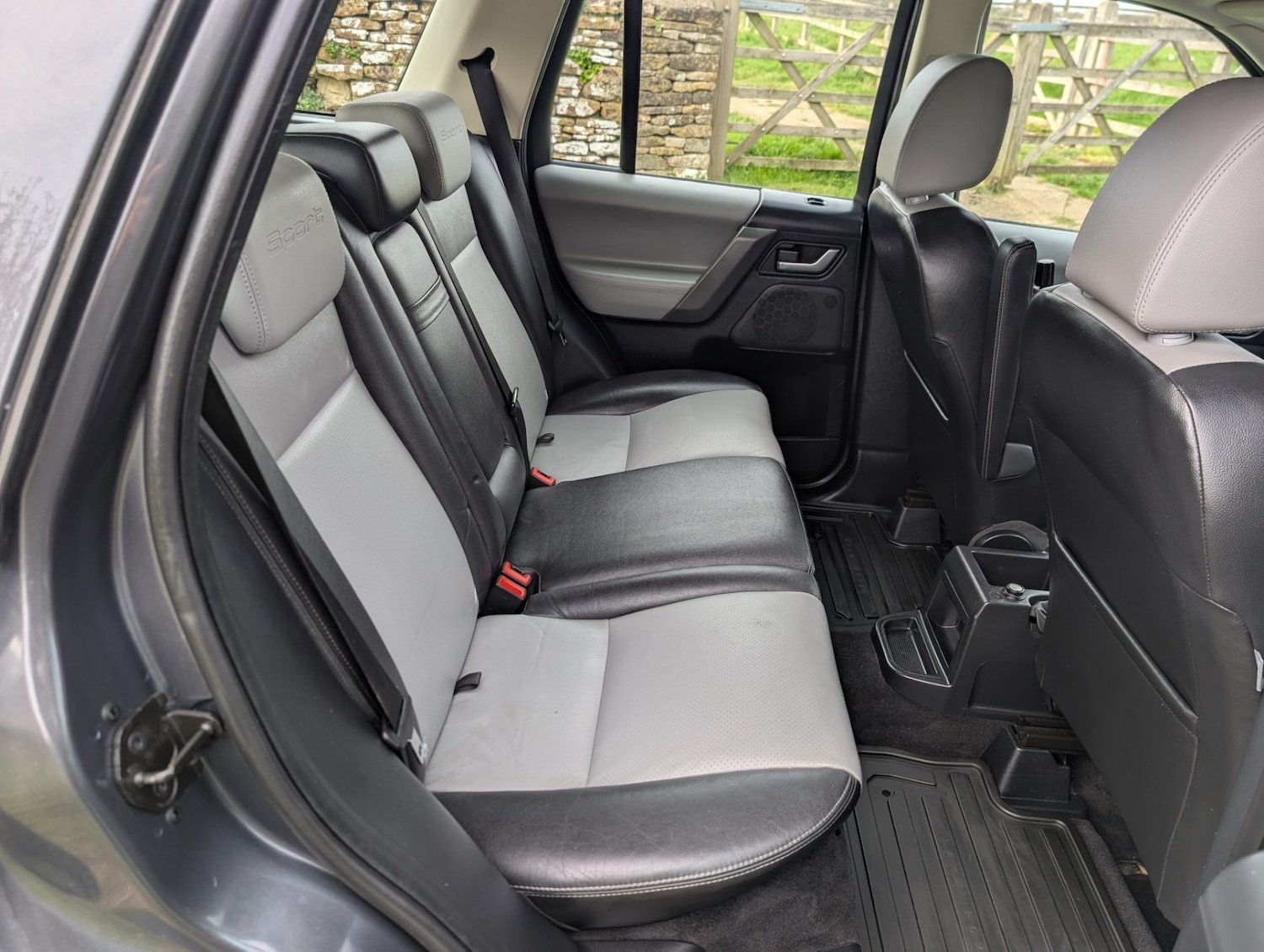 Used Land Rover Freelander 2010 for sale - 77997187: Photo 11