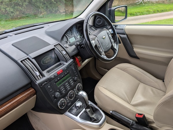 Used Land Rover Freelander 2 2010 for sale - 76231079: Photo 12