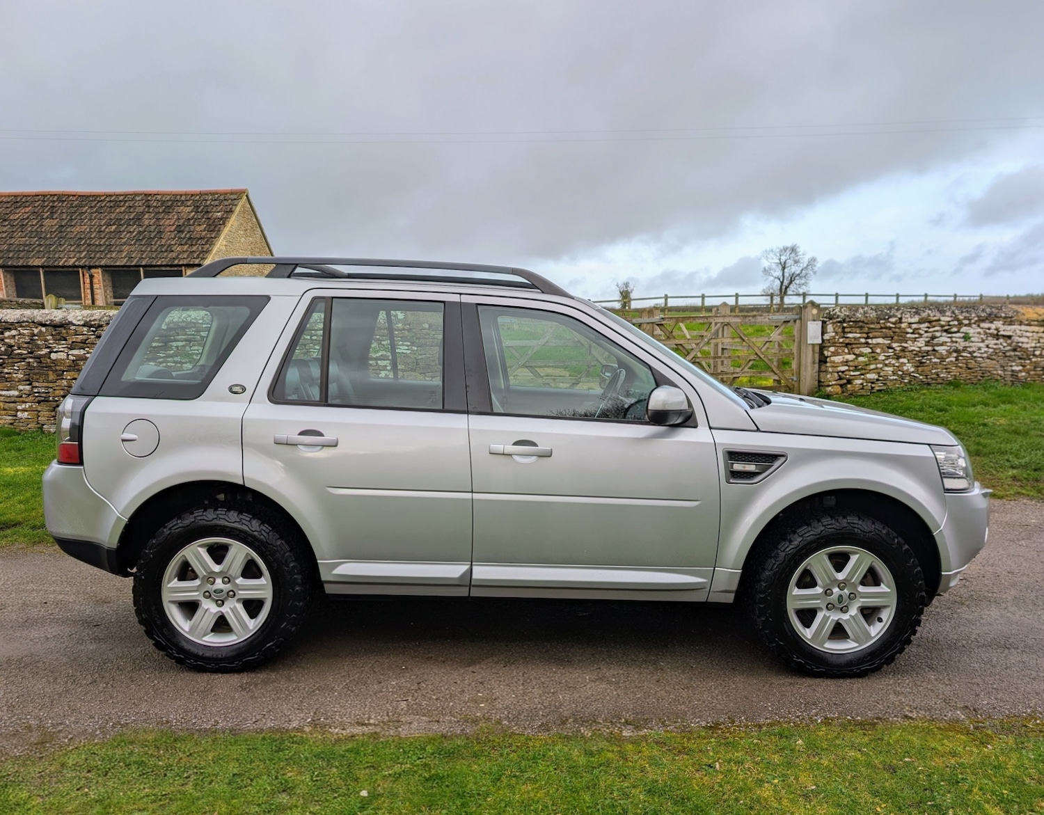 Used Land Rover Freelander 2 2013 for sale - 77639549: Photo 4