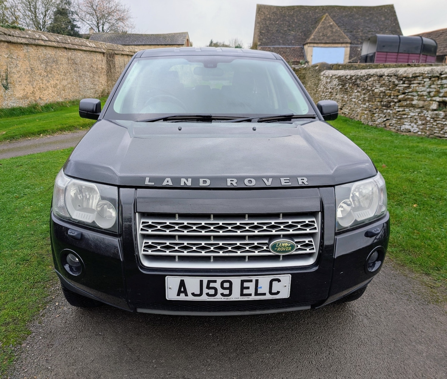 Used Land Rover Freelander 2010 for sale - 76555229: Photo 2