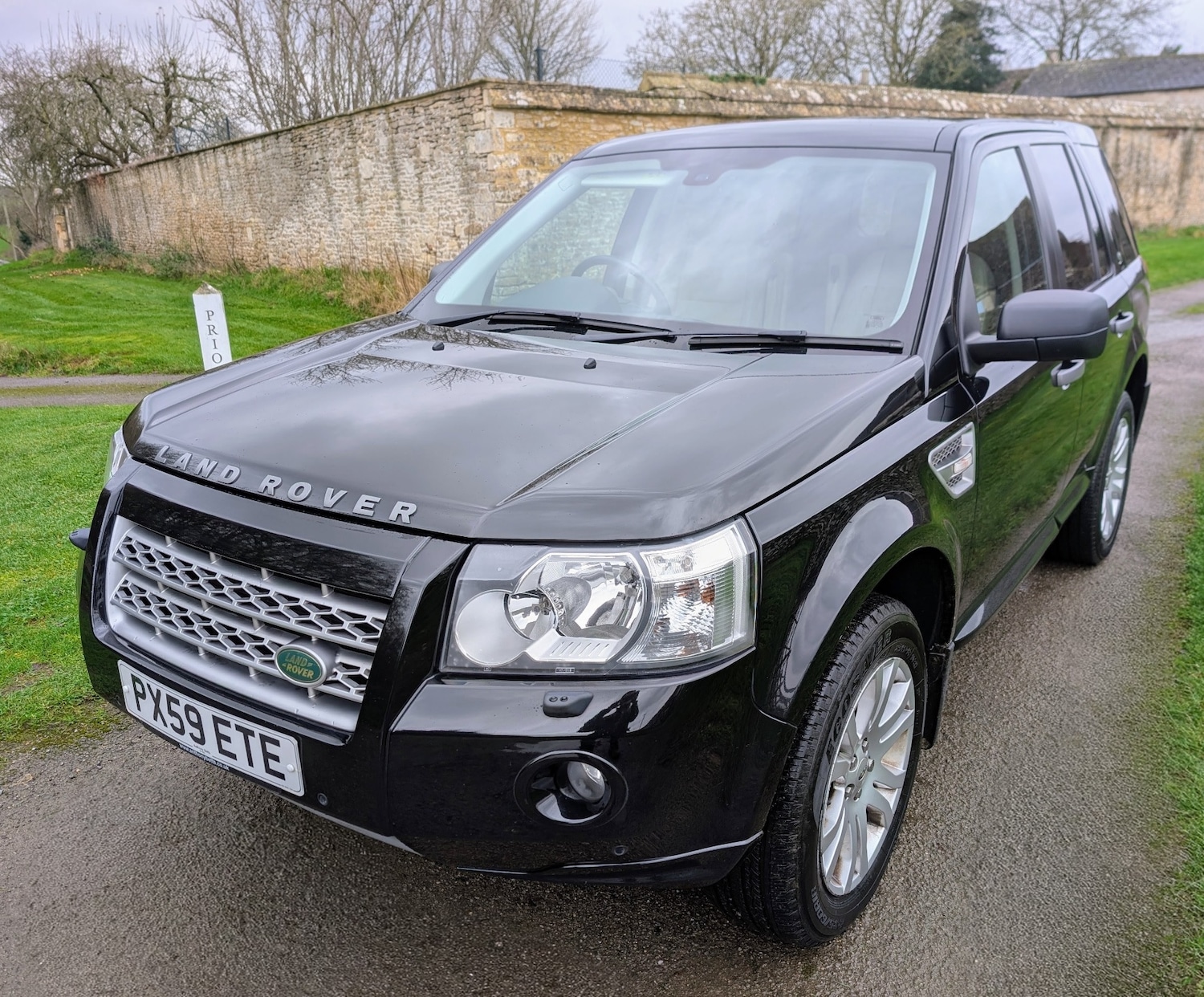 Used Land Rover Freelander 2010 for sale - 76948645: Photo 3
