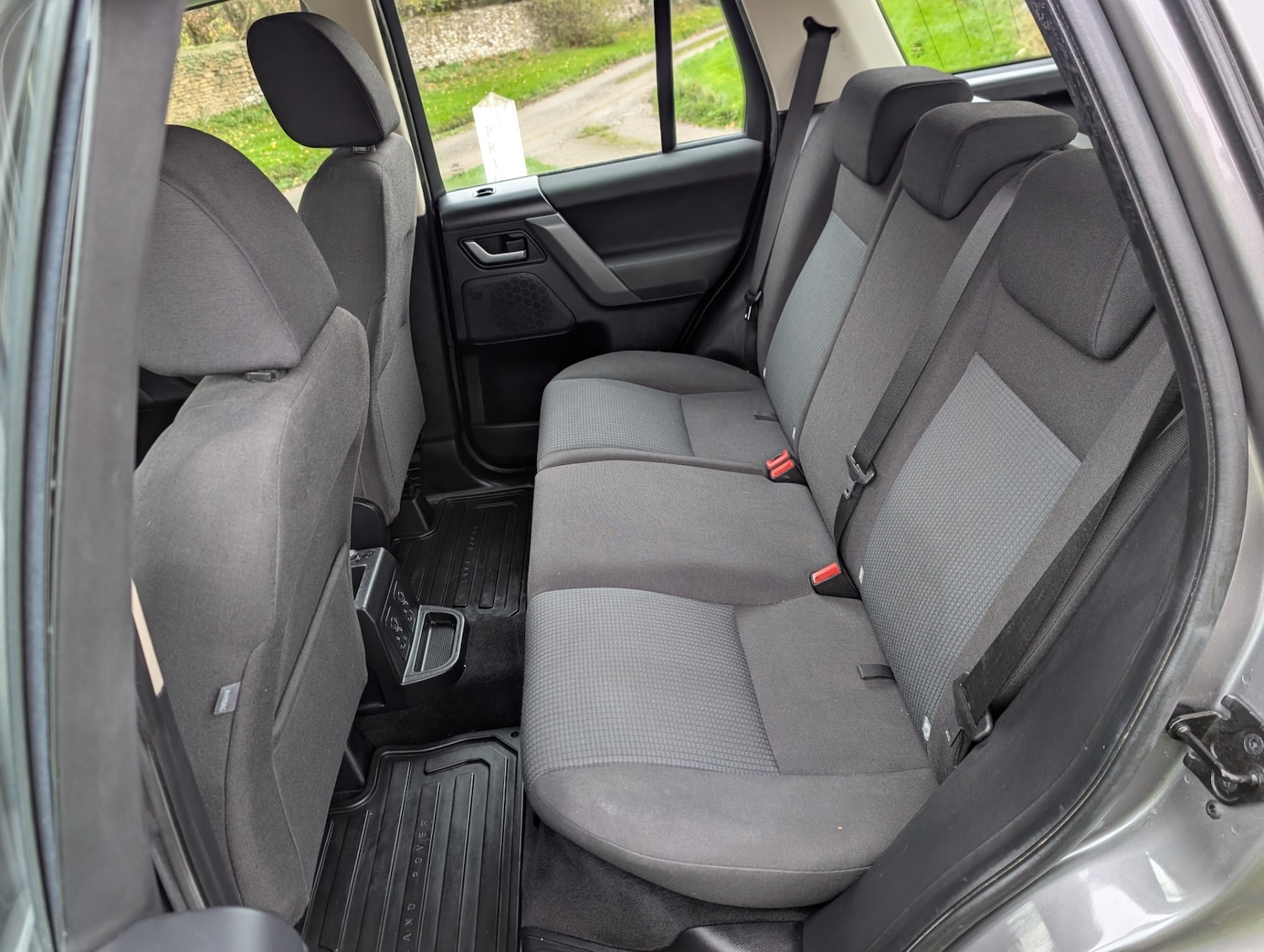 Used Land Rover Freelander 2 2010 for sale - 76625166: Photo 10