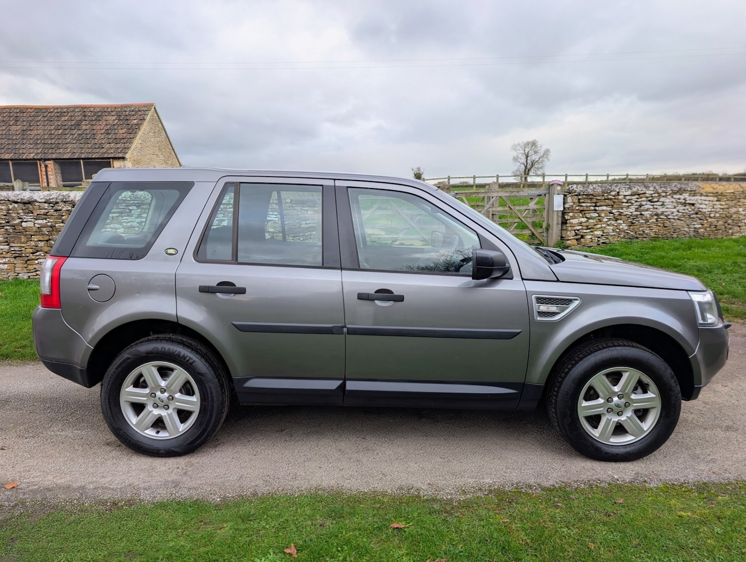 Used Land Rover Freelander 2 2010 for sale - 76625166: Photo 4