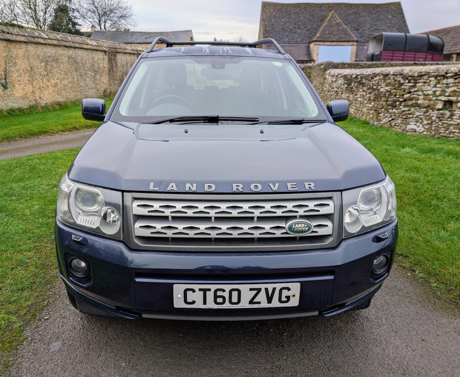 Used Land Rover Freelander 2011 for sale - 76972114: Photo 2