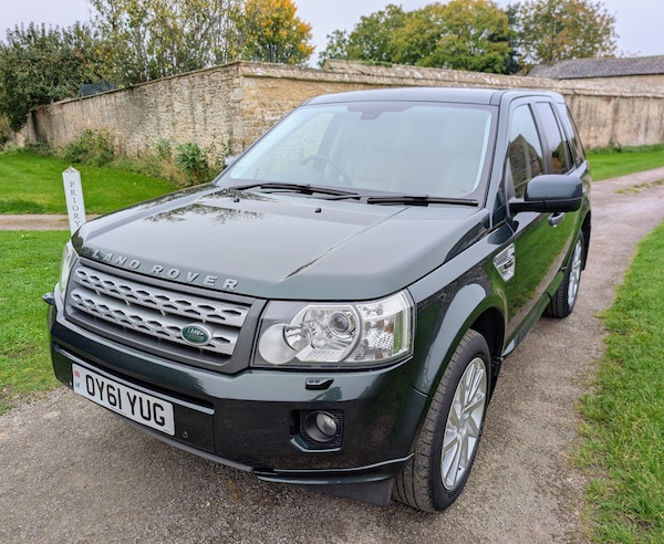 Used Land Rover Freelander 2 2011 for sale - 76273255: Photo 3