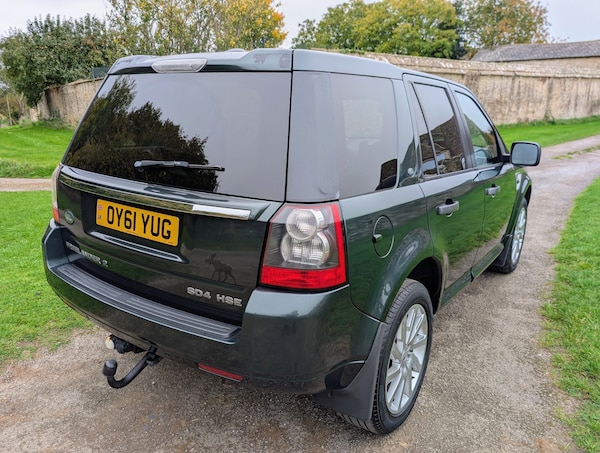 Used Land Rover Freelander 2 2011 for sale - 76273255: Photo 8
