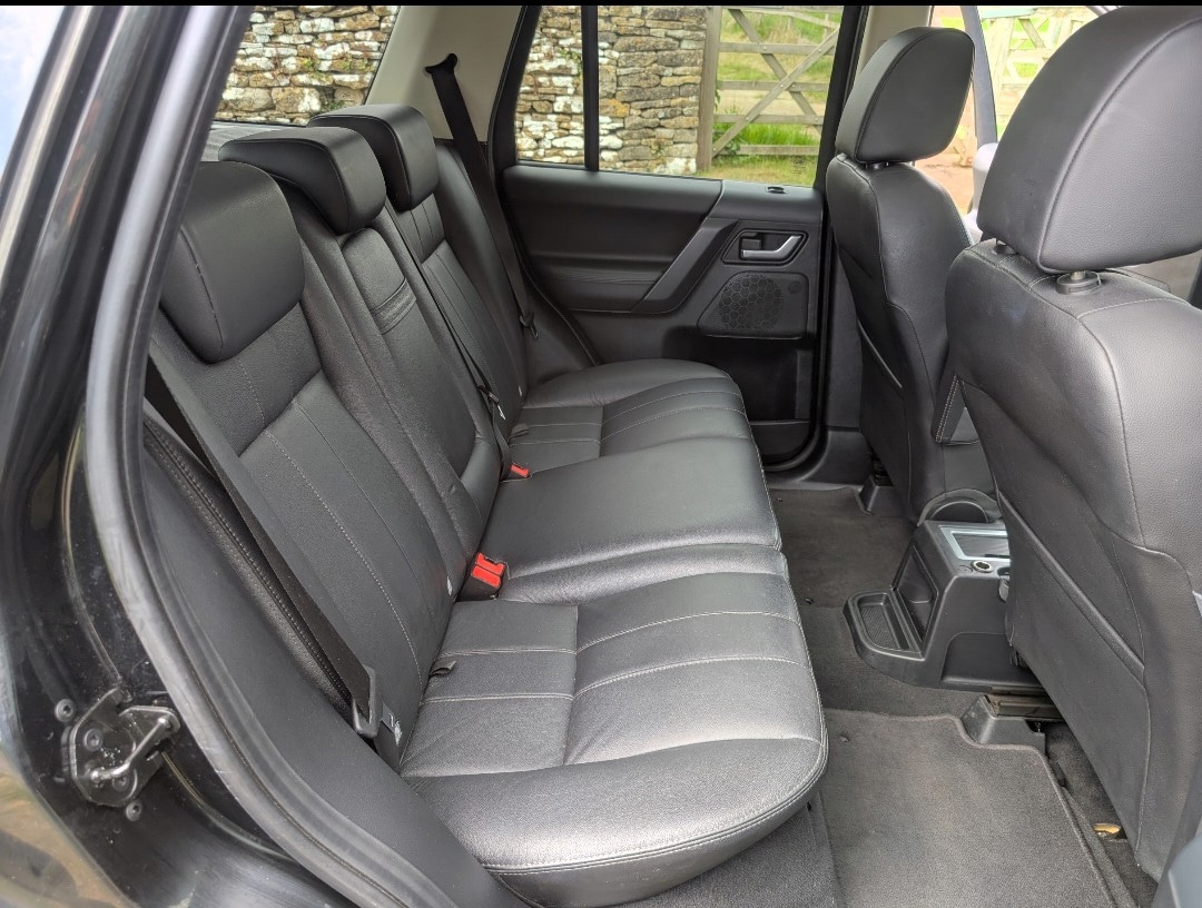 Used Land Rover Freelander 2 2012 for sale - 76461297: Photo 11