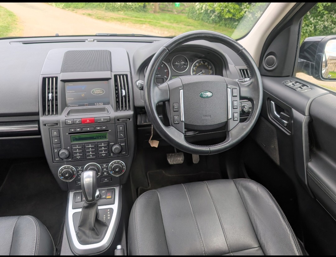 Used Land Rover Freelander 2 2012 for sale - 76461297: Photo 14