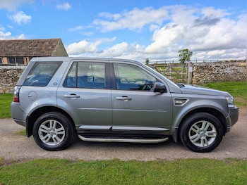 Used Land Rover Freelander 2 2013 for sale - 76243220: Photo