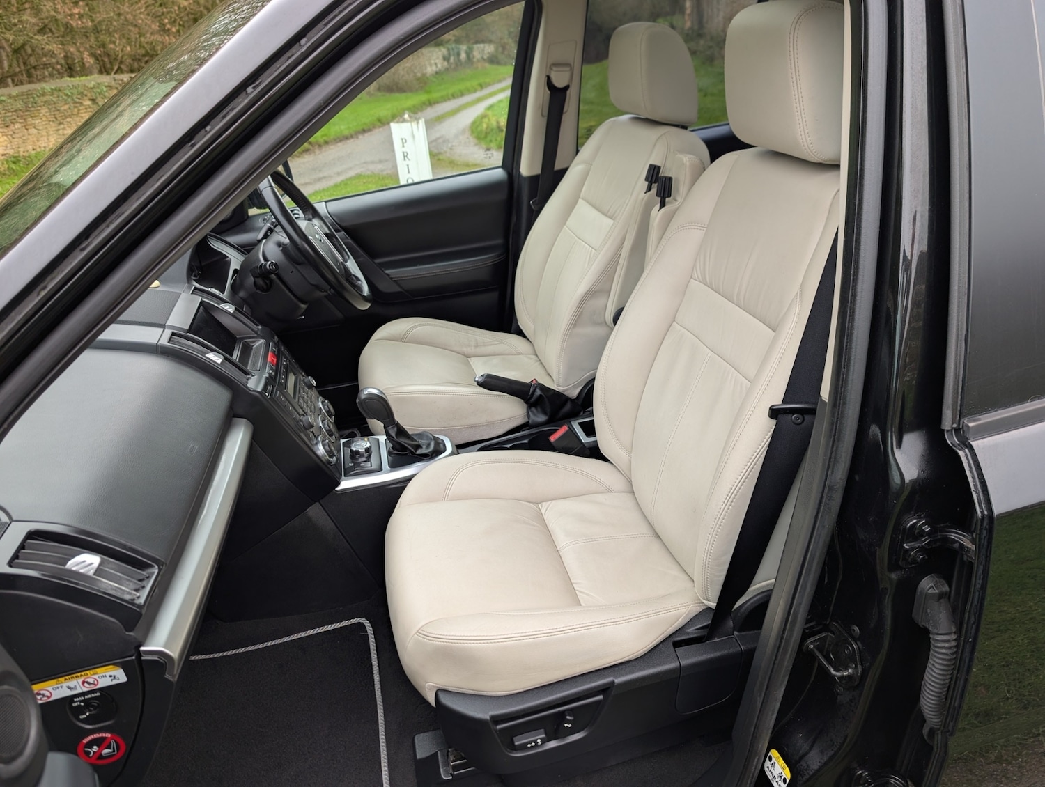 Used Land Rover Freelander 2011 for sale - 77210704: Photo 13