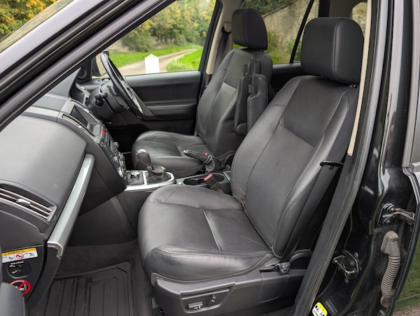Used Land Rover Freelander 2 2010 for sale - 76285983: Photo 12