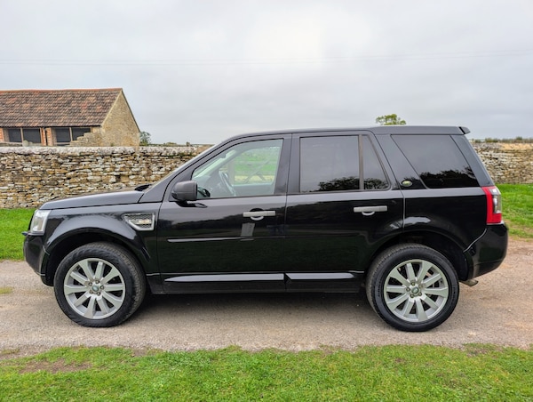 Used Land Rover Freelander 2 2010 for sale - 76285983: Photo 5