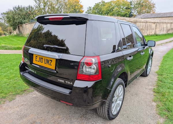 Used Land Rover Freelander 2 2010 for sale - 76285983: Photo 8
