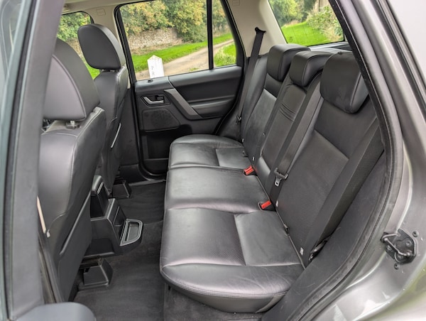 Used Land Rover Freelander 2 2010 for sale - 76116687: Photo 11