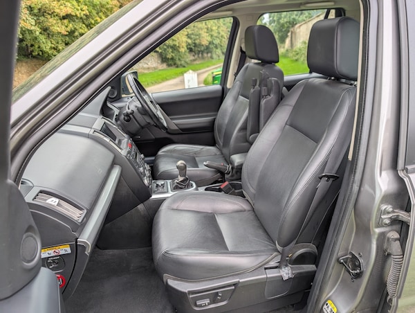 Used Land Rover Freelander 2 2010 for sale - 76116687: Photo 12