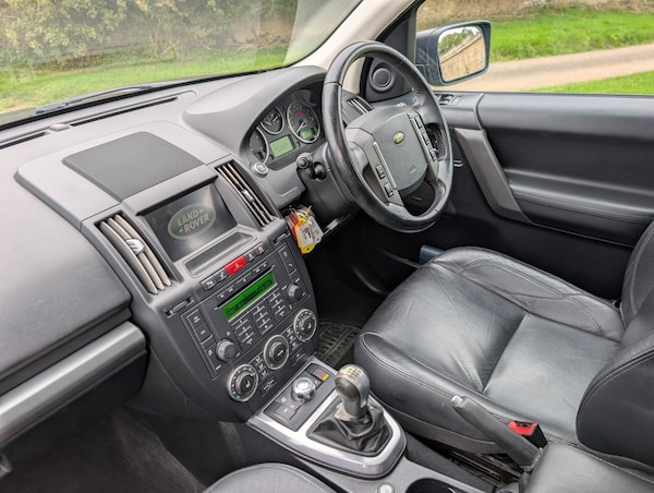 Used Land Rover Freelander 2 2010 for sale - 76116687: Photo 13