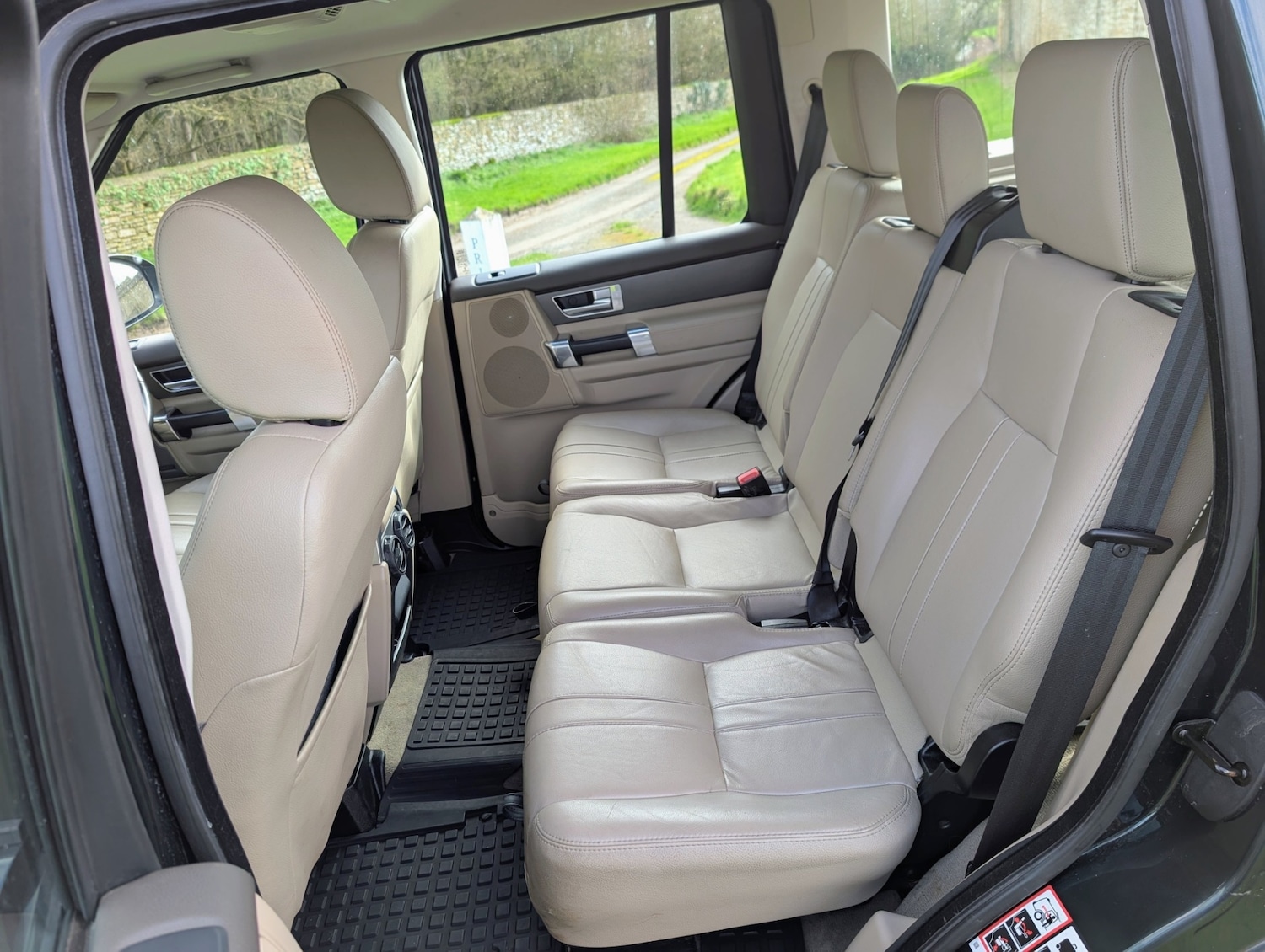 Used Land Rover Discovery 2015 for sale - 77653205: Photo 10