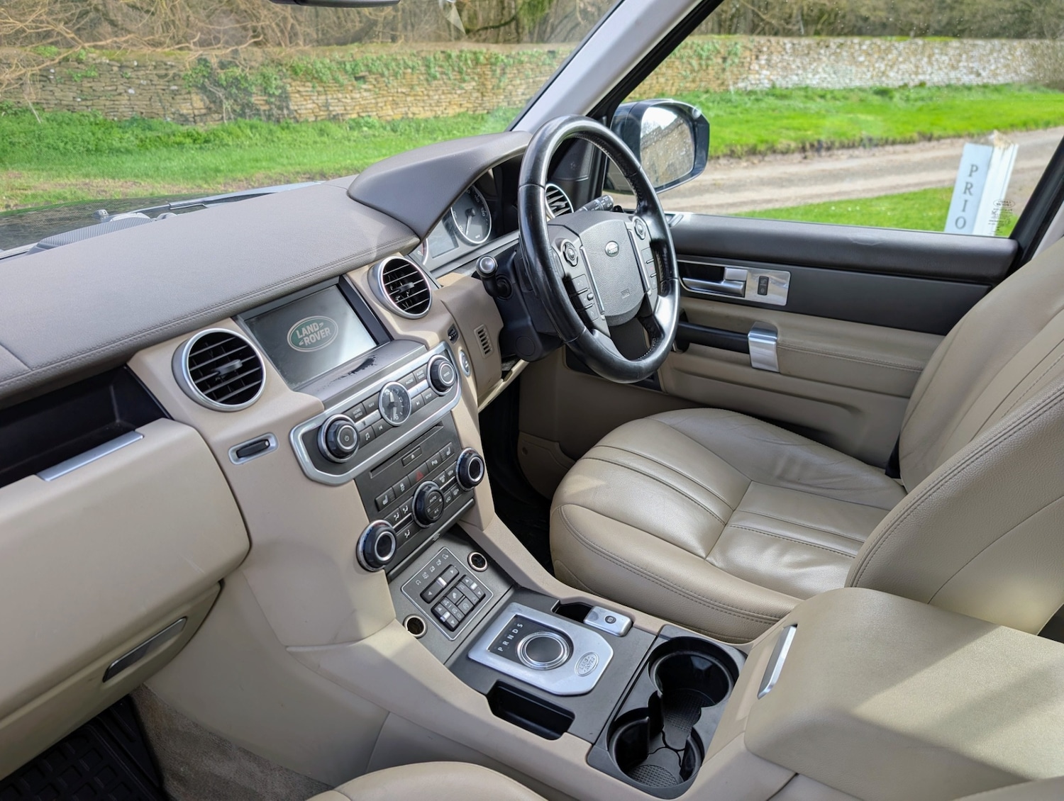 Used Land Rover Discovery 2015 for sale - 77653205: Photo 13