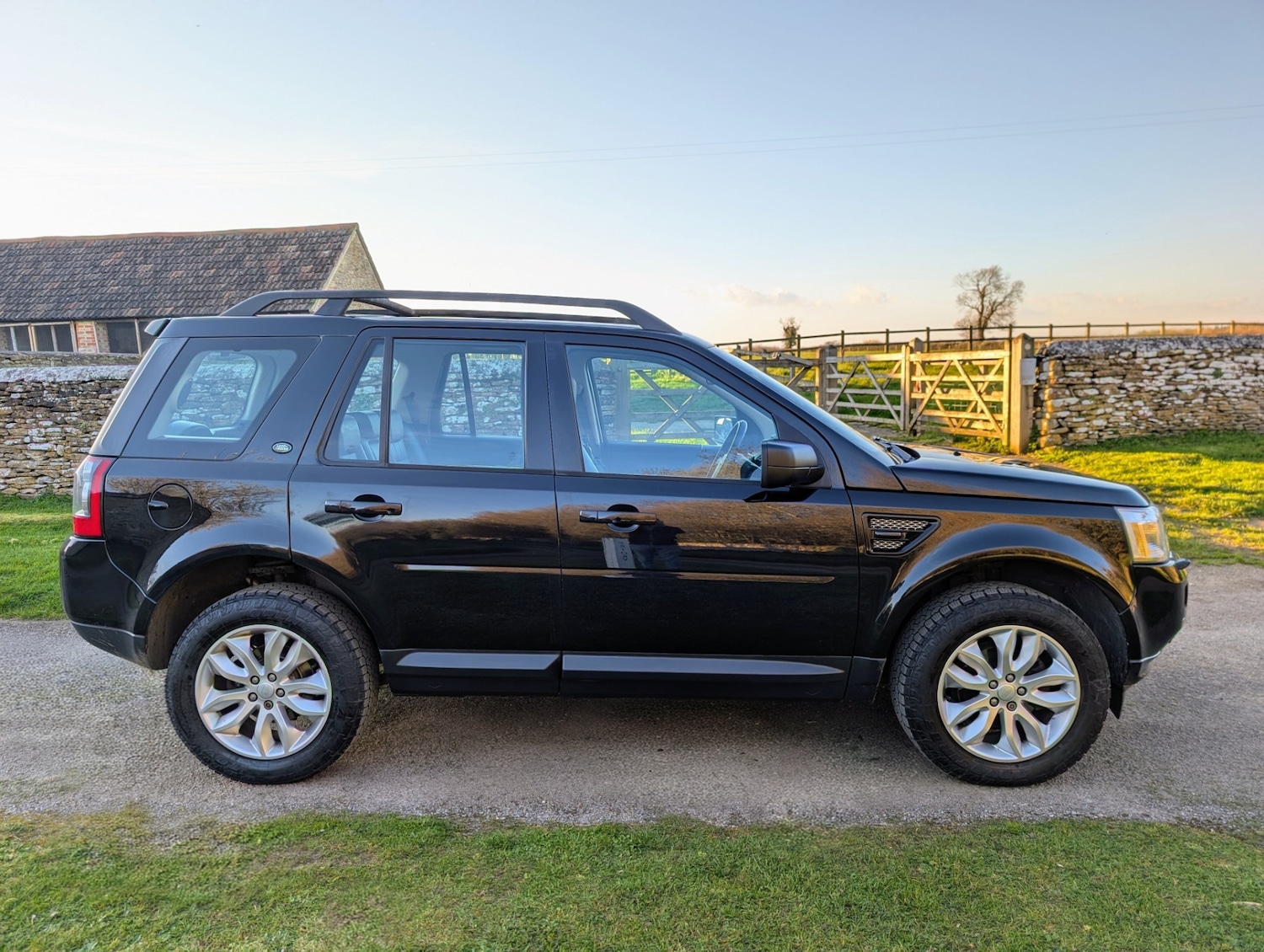 Used Land Rover Freelander 2 2011 for sale - 77976890: Photo 4