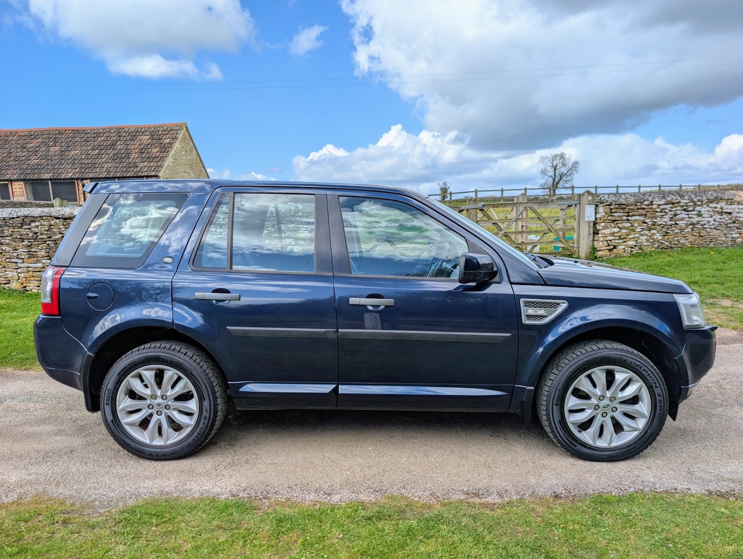 Used Land Rover Freelander 2011 for sale - 78061046: Photo 4