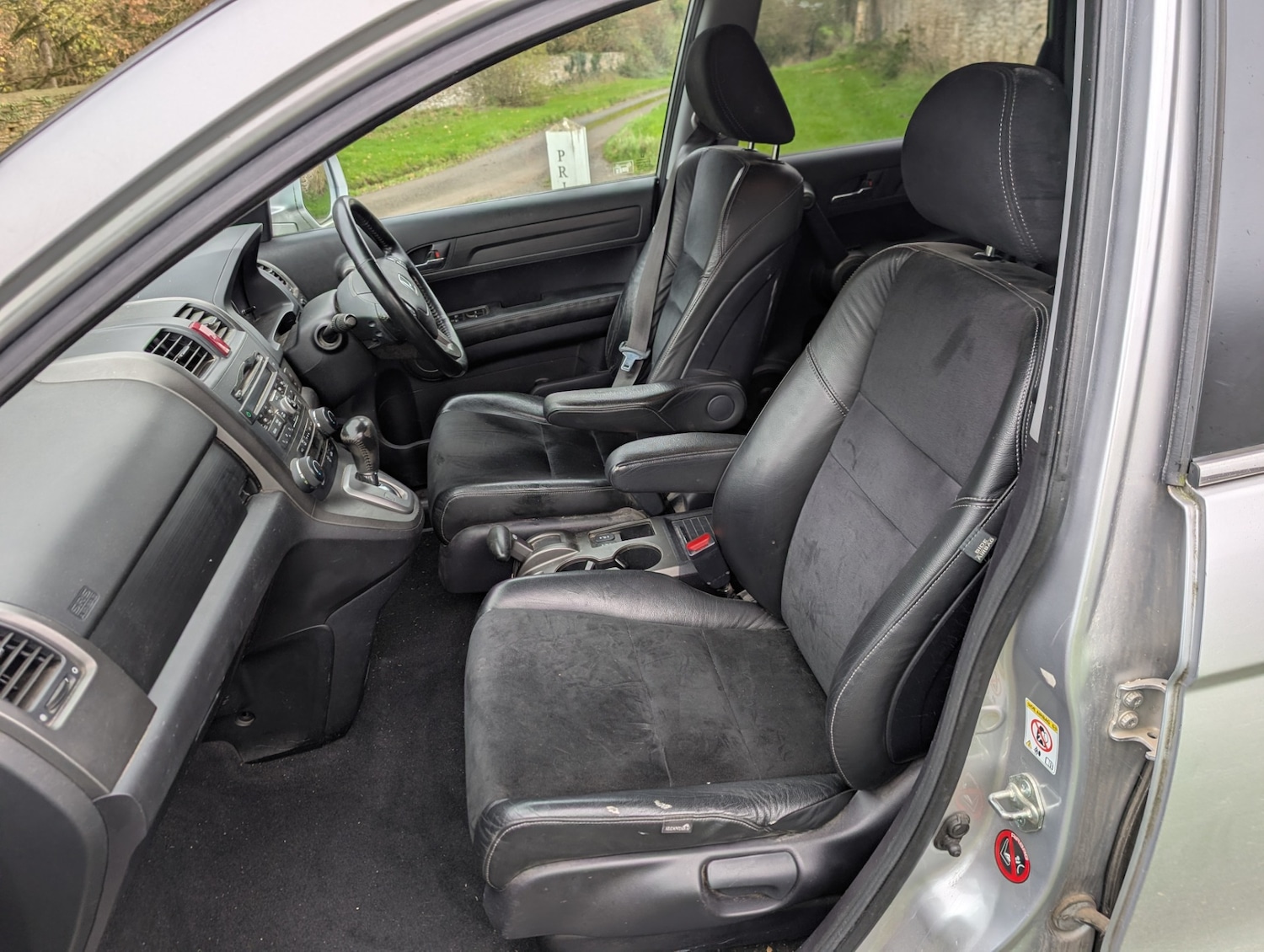 Used Honda CR-V 2011 for sale - 76719786: Photo 11