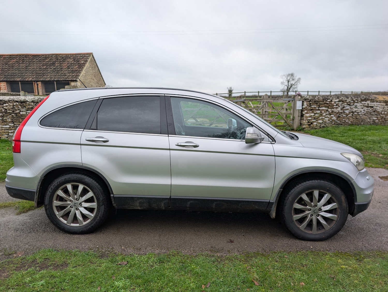 Used Honda CR-V 2011 for sale - 76719786: Photo 4