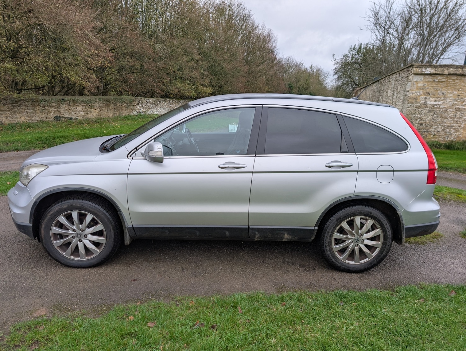 Used Honda CR-V 2011 for sale - 76719786: Photo 5