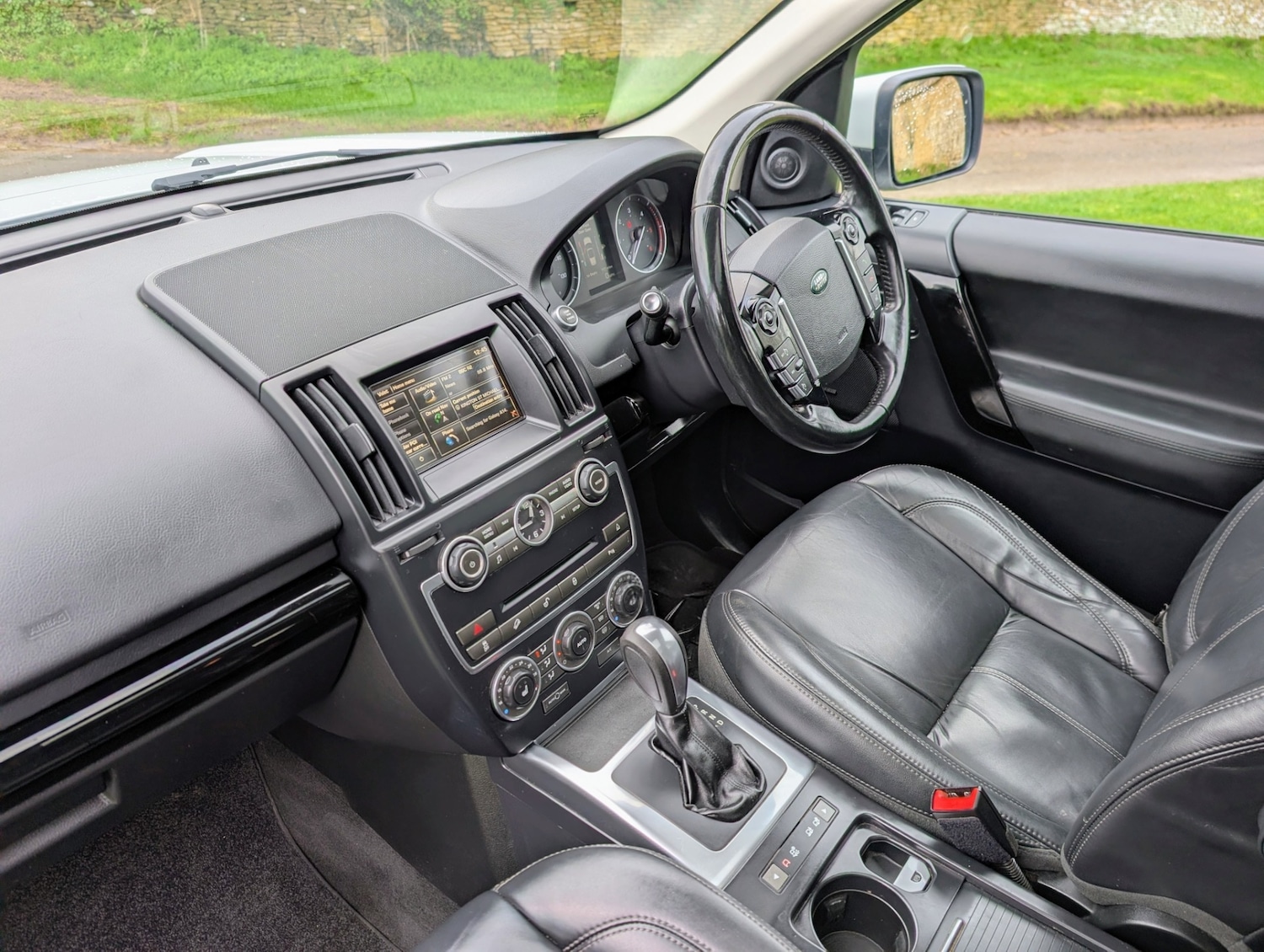 Used Land Rover Freelander 2 2014 for sale - 77530343: Photo 14