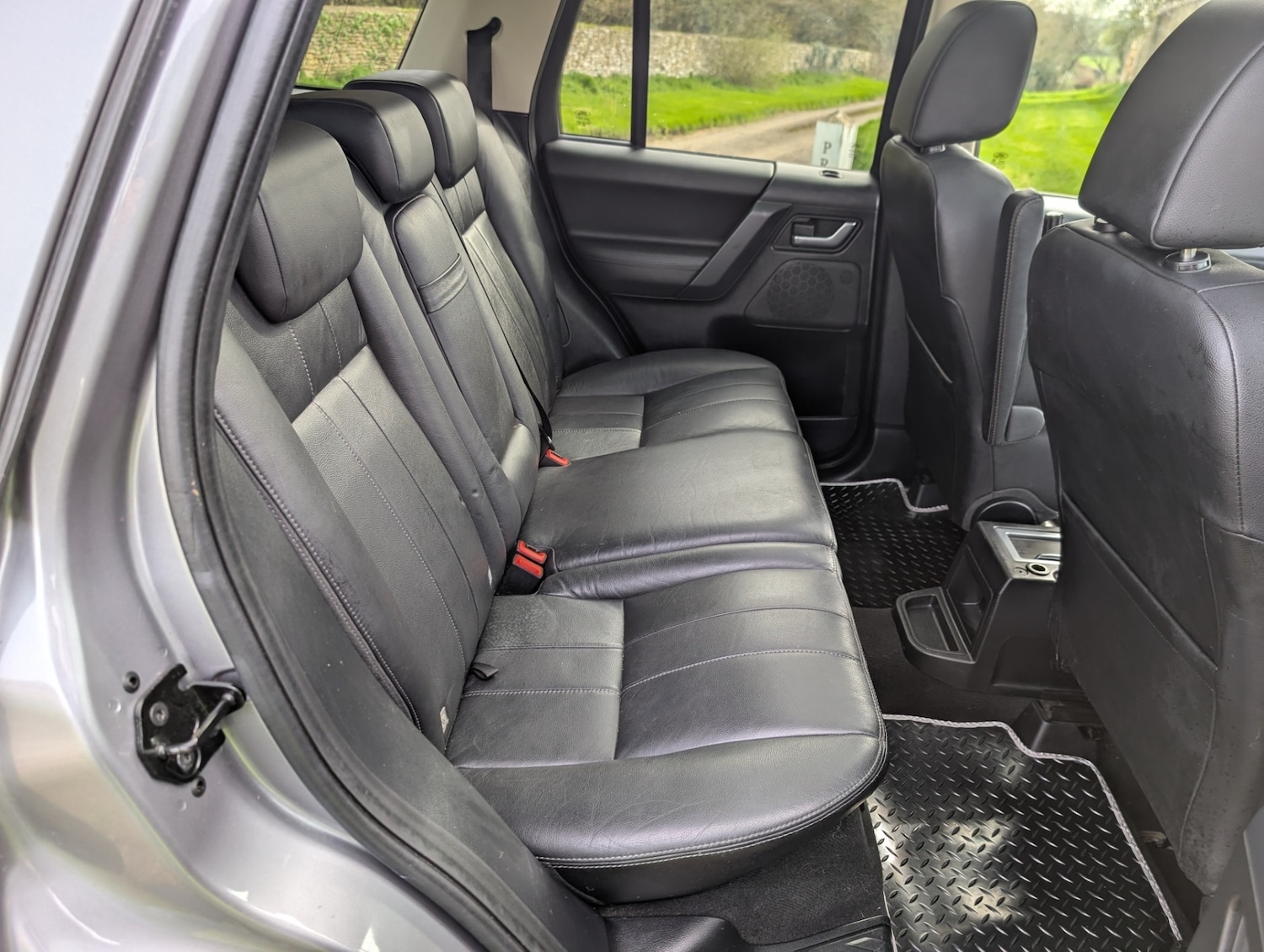 Used Land Rover Freelander 2013 for sale - 77980846: Photo 11