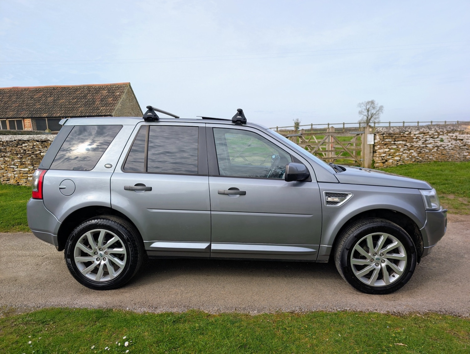 Used Land Rover Freelander 2013 for sale - 77980846: Photo 4