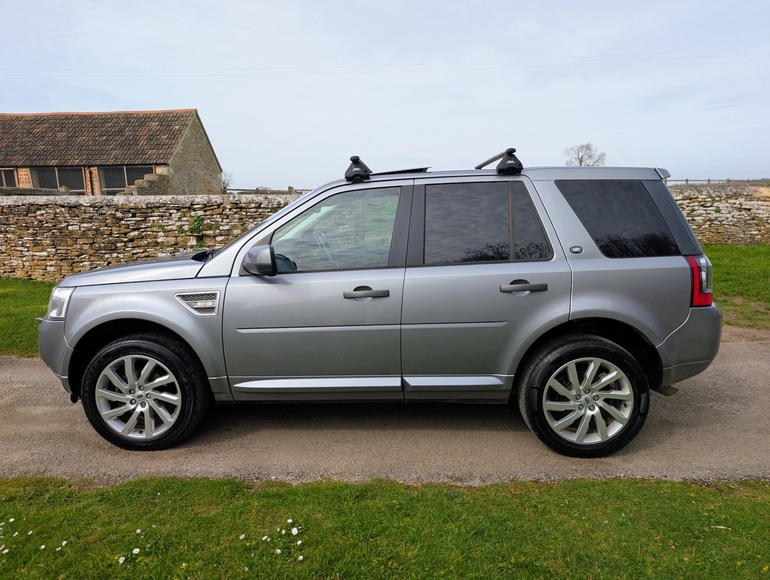 Used Land Rover Freelander 2013 for sale - 77980846: Photo 5