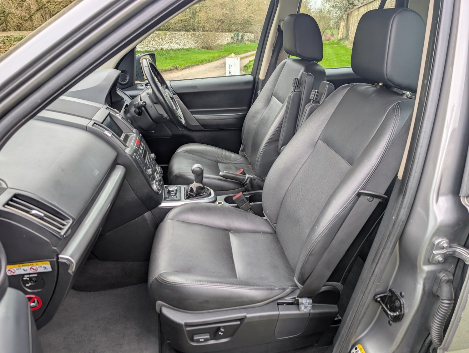 Used Land Rover Freelander 2 2010 for sale - 77965379: Photo 12