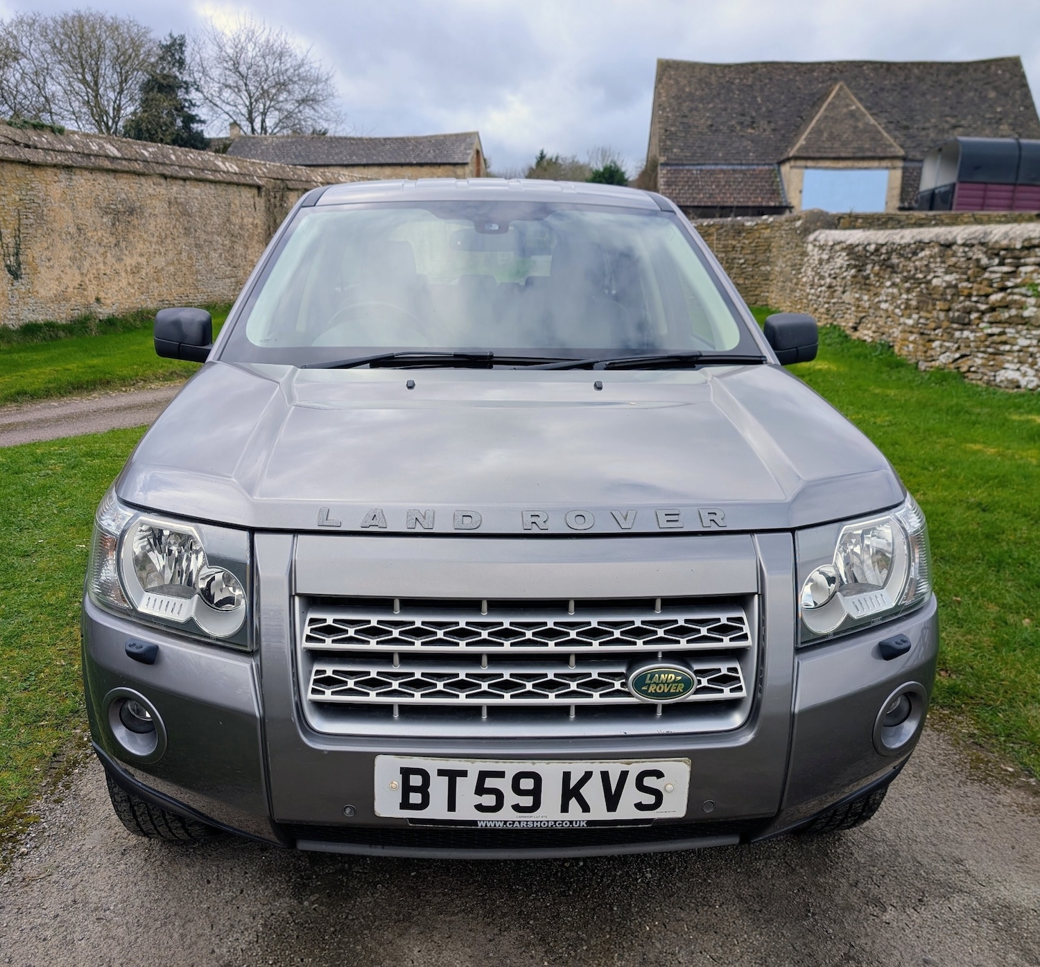 Used Land Rover Freelander 2 2010 for sale - 77965379: Photo 2