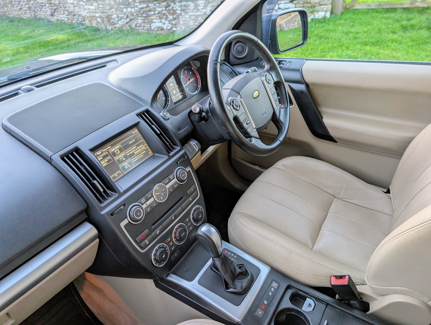 Used Land Rover Freelander 2 2014 for sale - 77437974: Photo 13