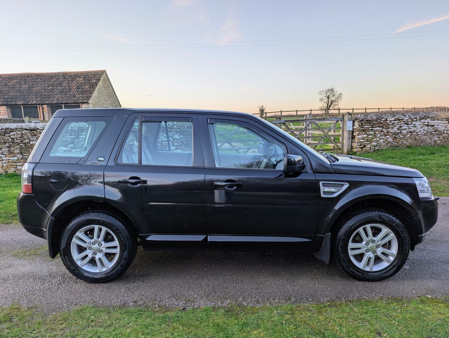 Used Land Rover Freelander 2 2014 for sale - 77437974: Photo 4