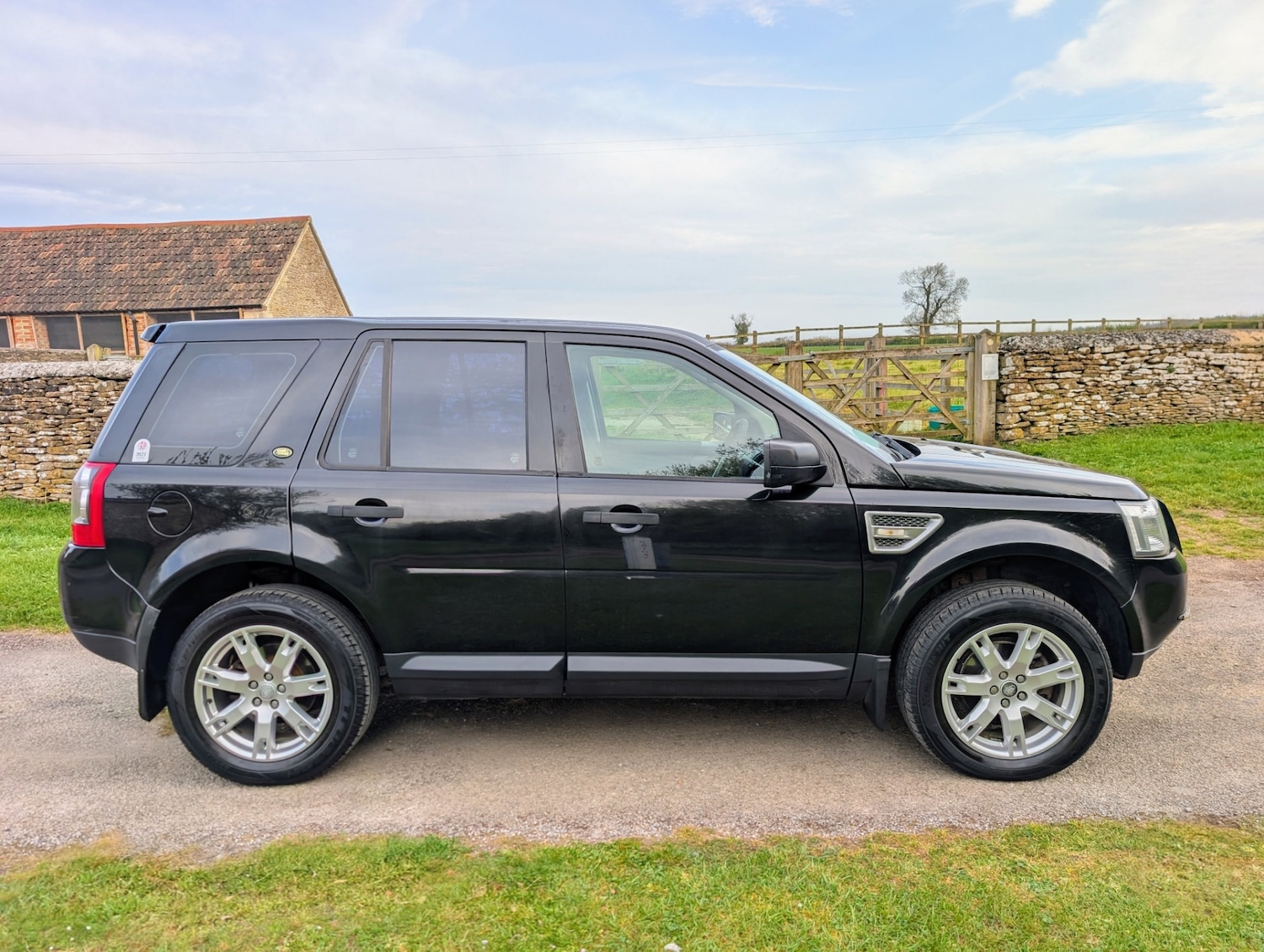 Used Land Rover Freelander 2010 for sale - 78175927: Photo 4