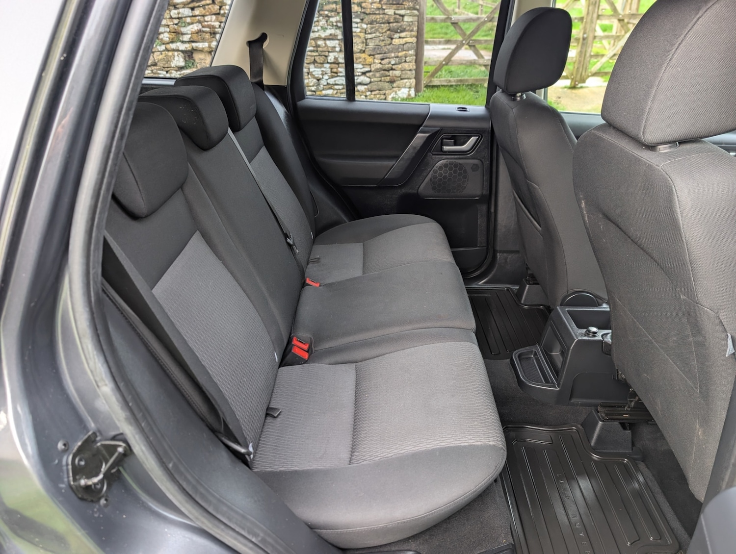 Used Land Rover Freelander 2 2011 for sale - 76578250: Photo 10