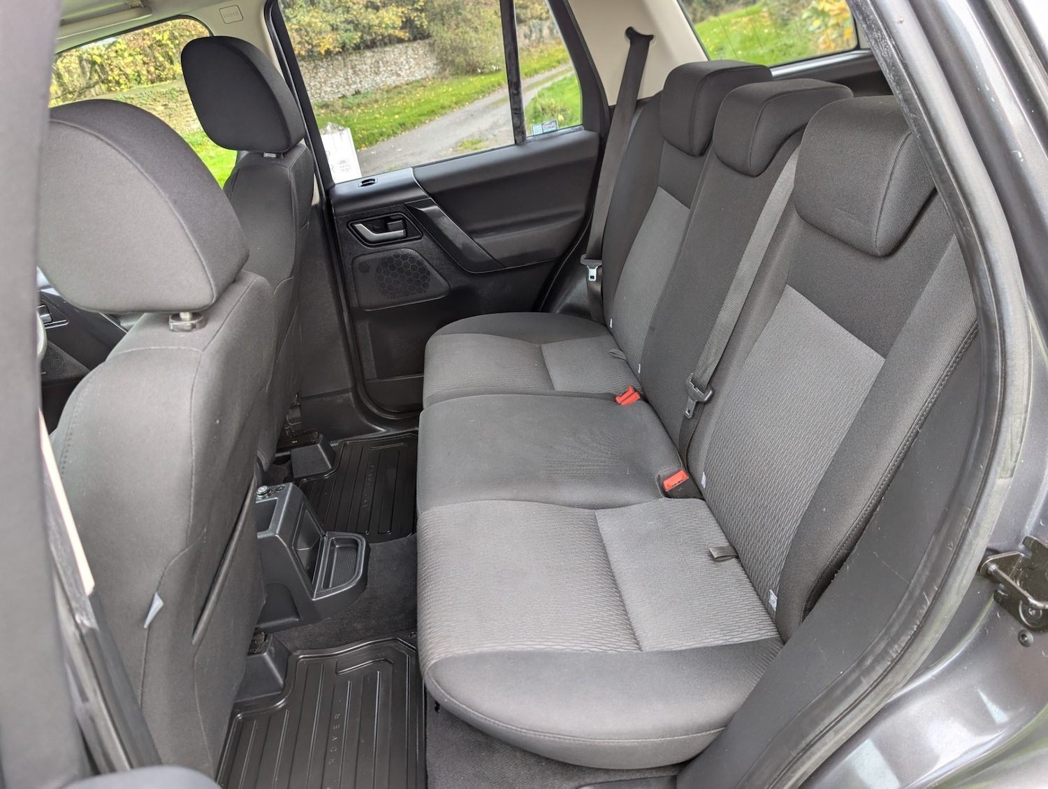 Used Land Rover Freelander 2 2011 for sale - 76578250: Photo 11