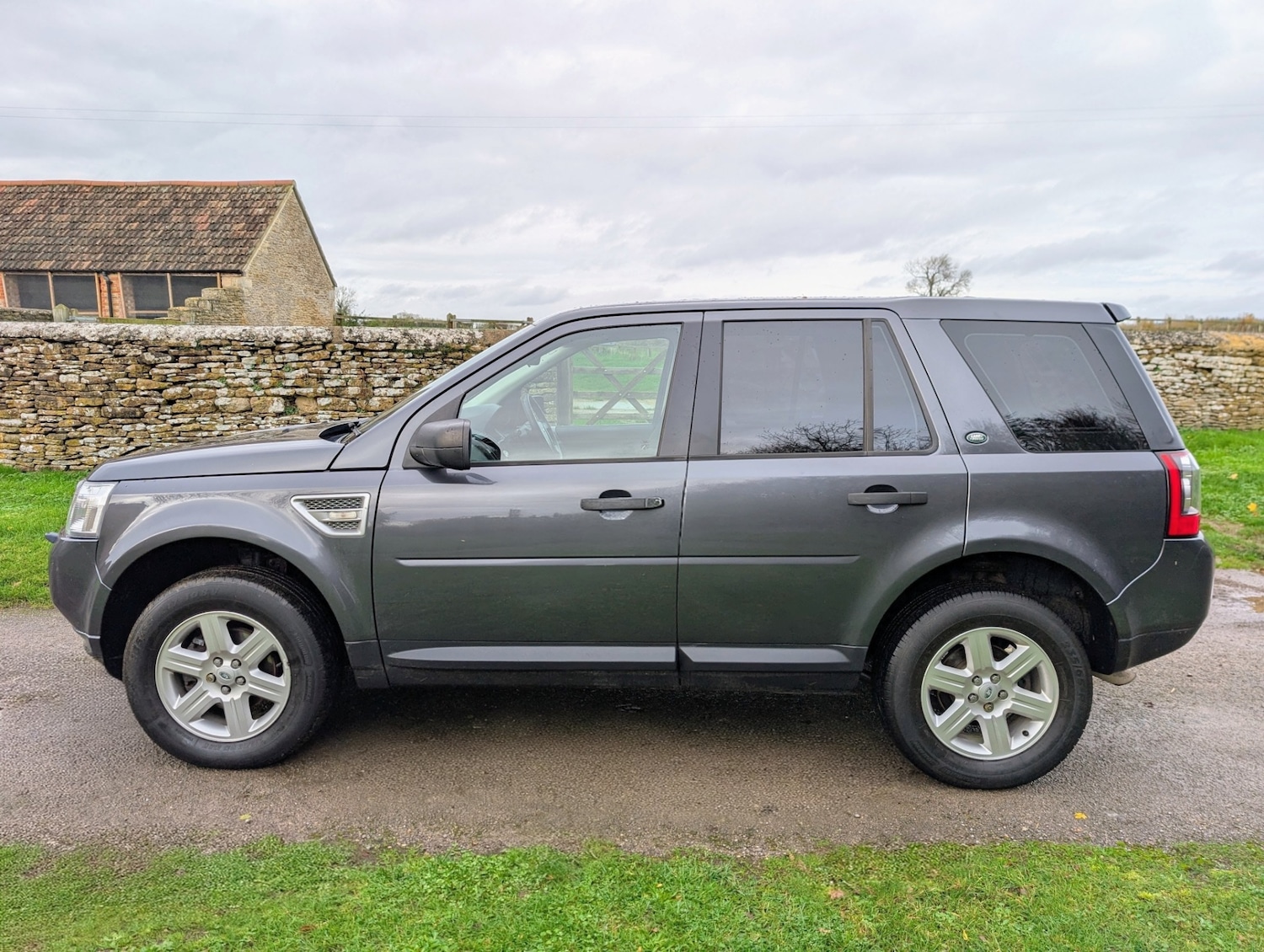 Used Land Rover Freelander 2 2011 for sale - 76578250: Photo 5