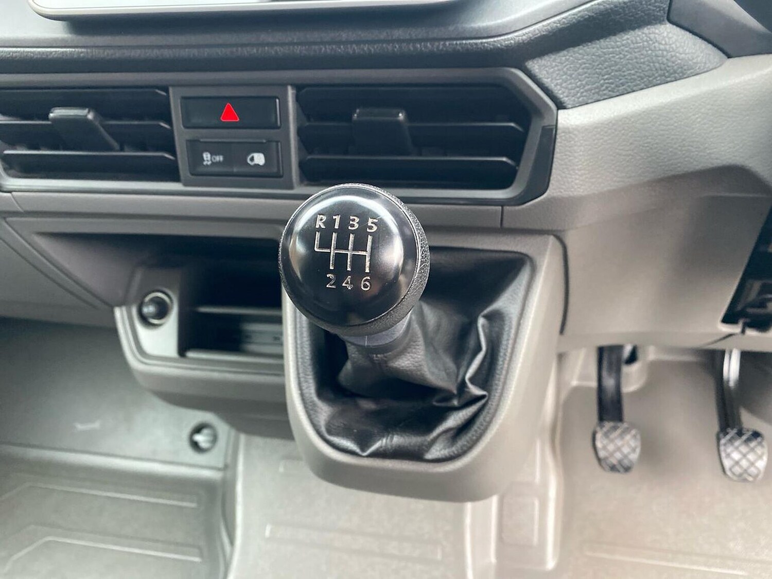 Used Volkswagen Crafter 2024 for sale - 76725873: Photo 13