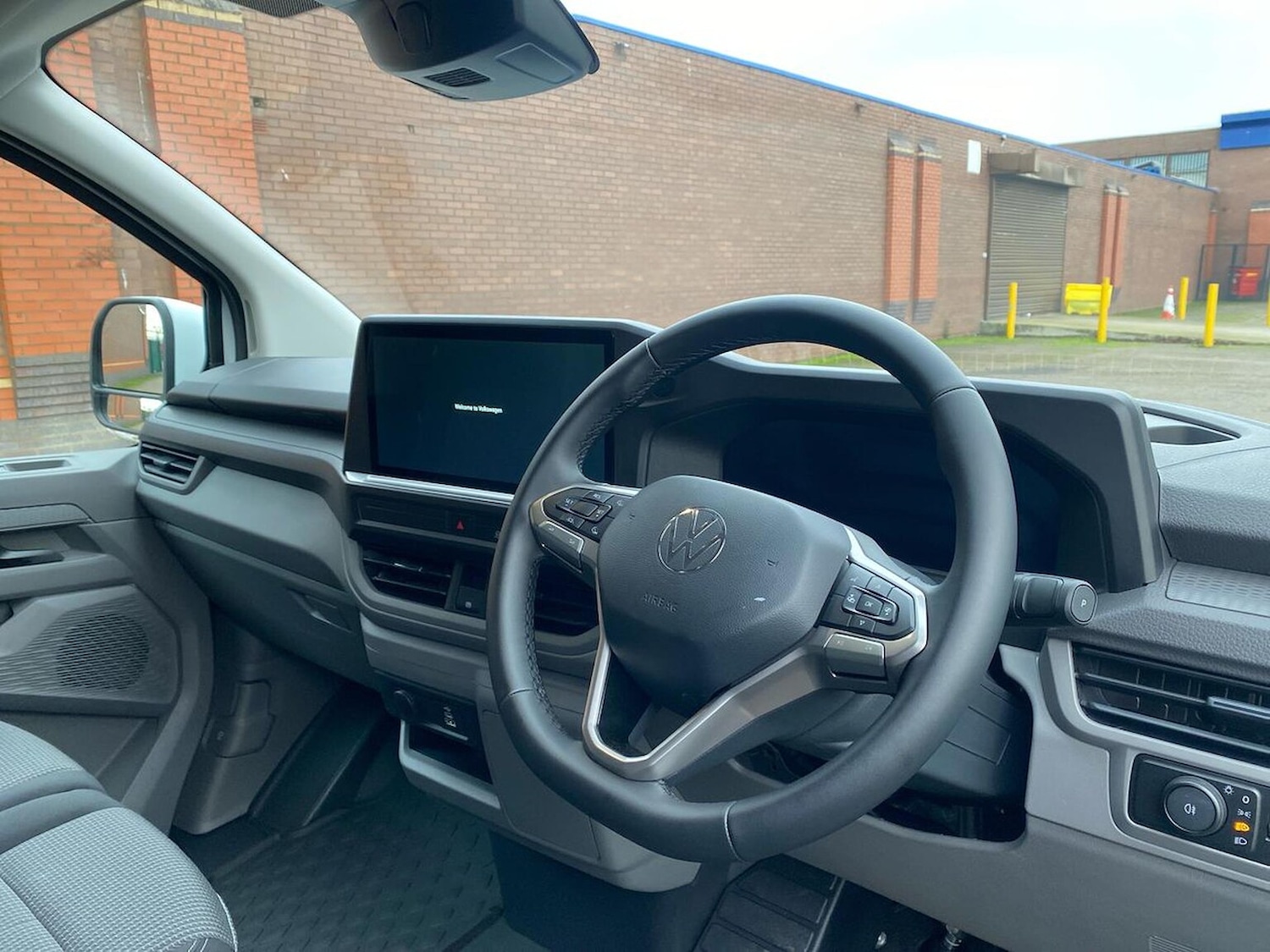 Used Volkswagen Transporter 2025 for sale - 76963464: Photo 15