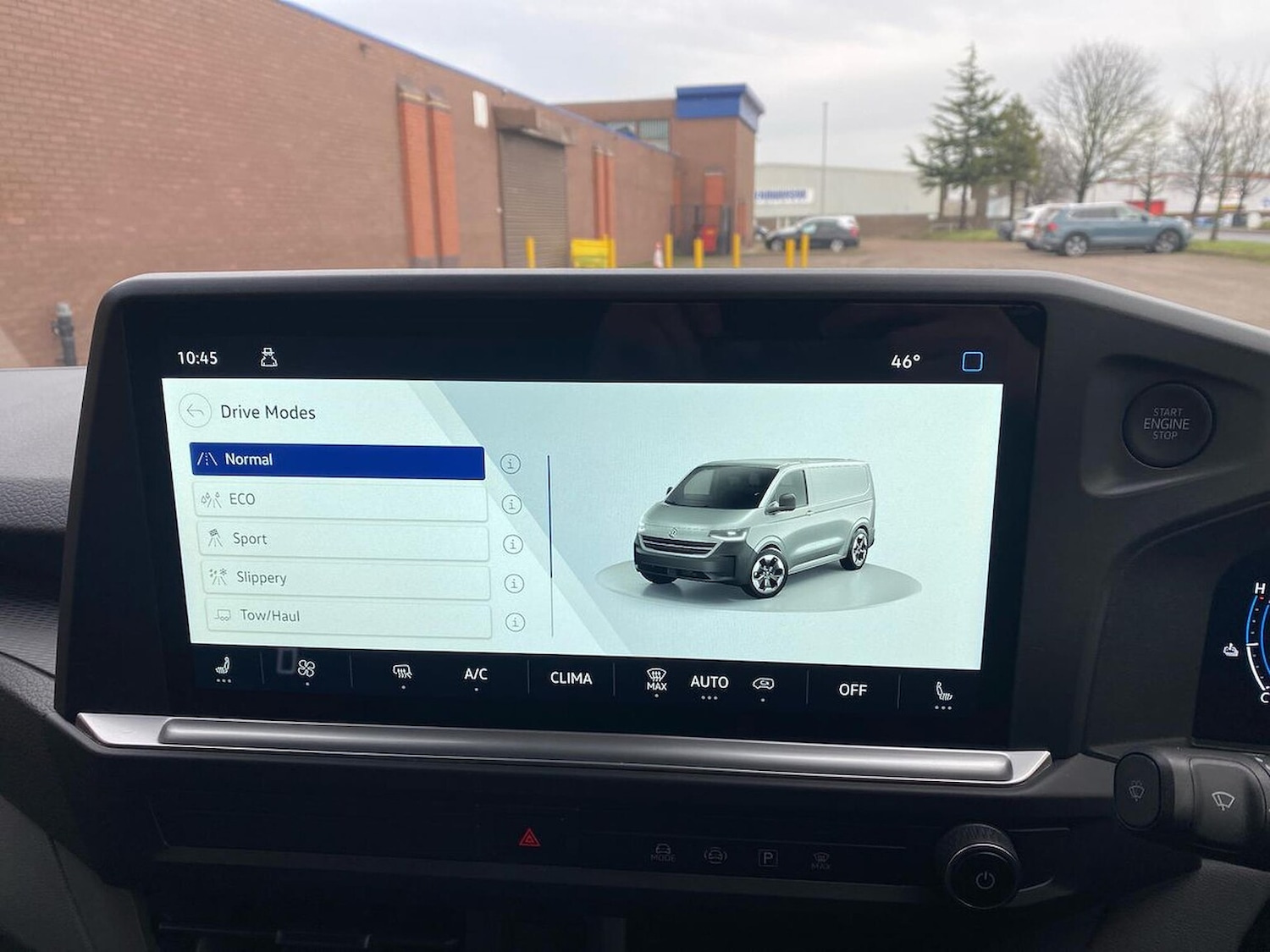 Used Volkswagen Transporter 2025 for sale - 76963464: Photo 28