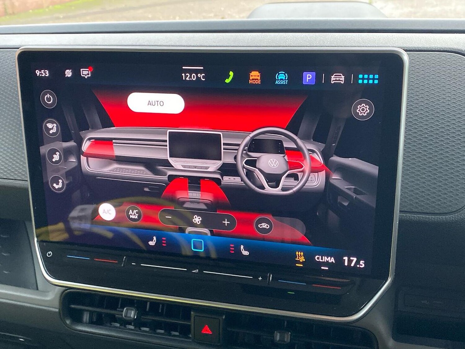 Used Volkswagen ID.Buzz 2024 for sale - 76963458: Photo 14