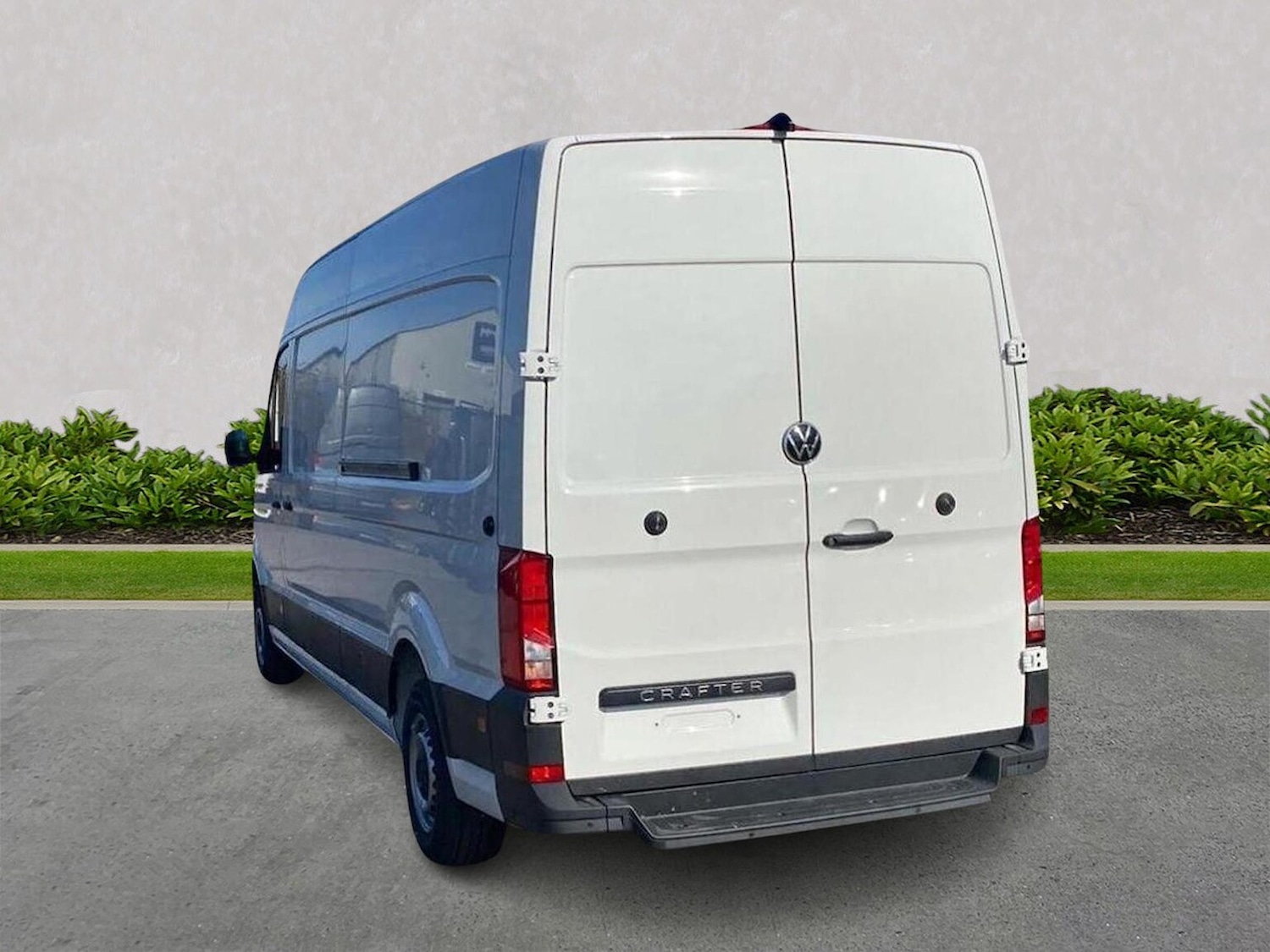 Used Volkswagen Crafter 2025 for sale - 76402460: Photo 2