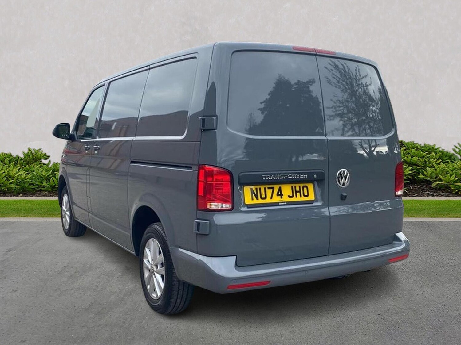 Used Volkswagen Transporter 2024 for sale - 76430835: Photo 3
