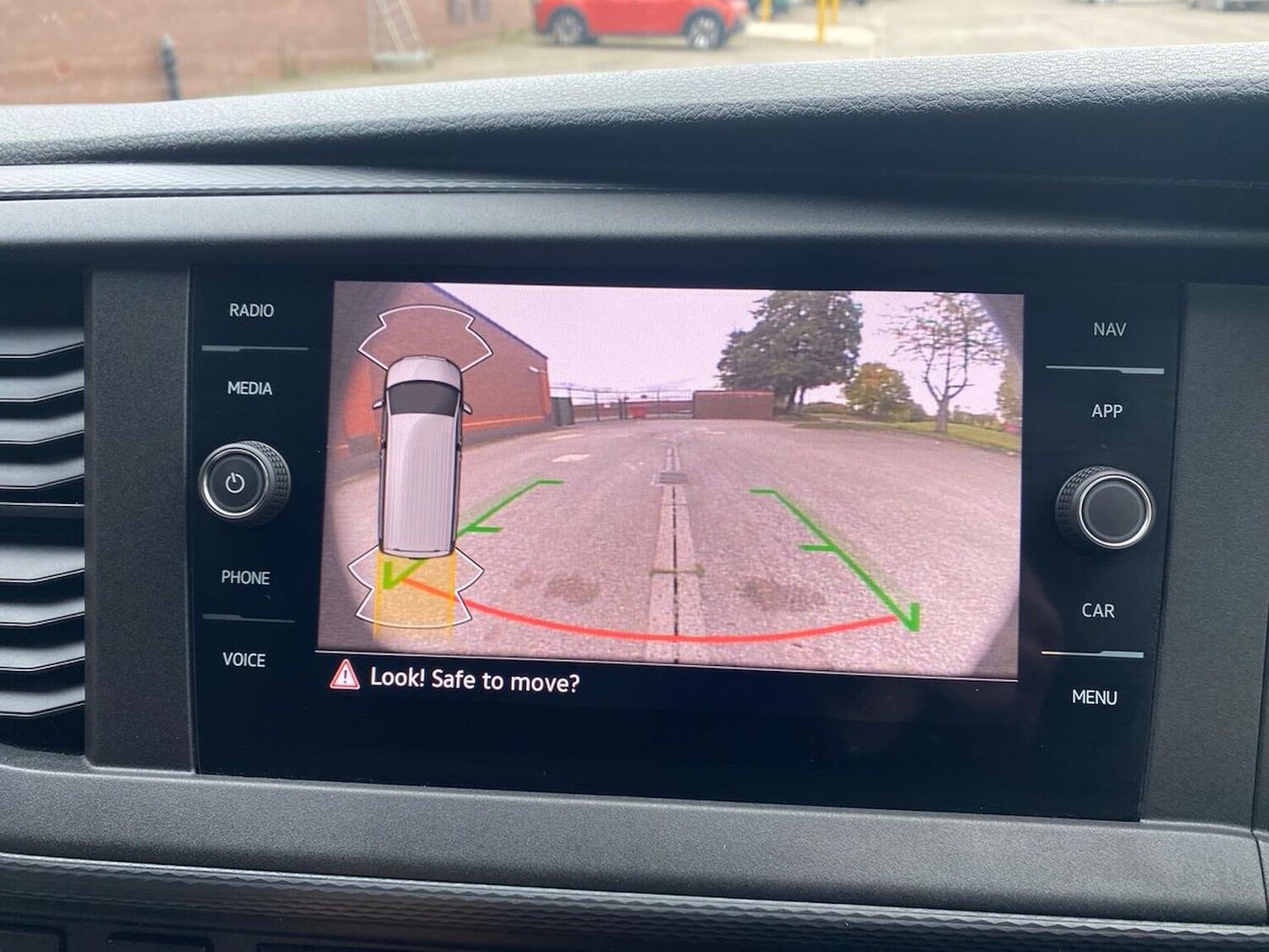 Used Volkswagen Transporter 2024 for sale - 76430835: Photo 30