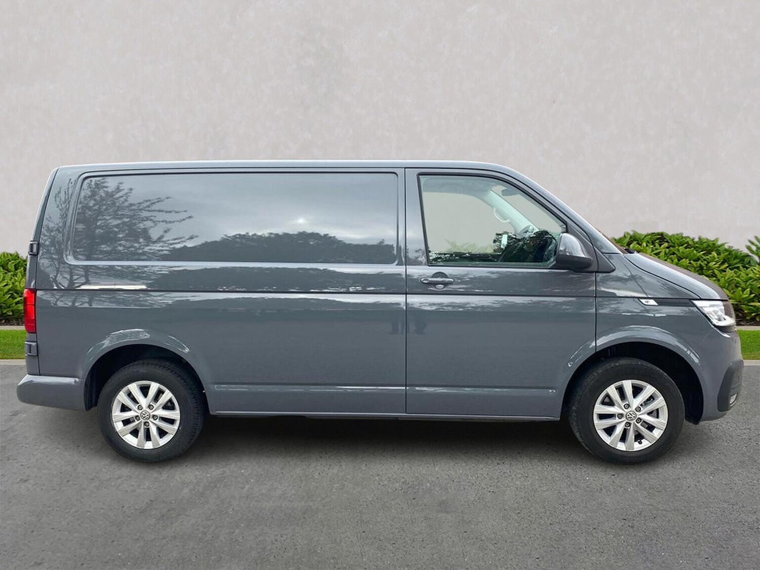 Used Volkswagen Transporter 2024 for sale - 76430835: Photo 4