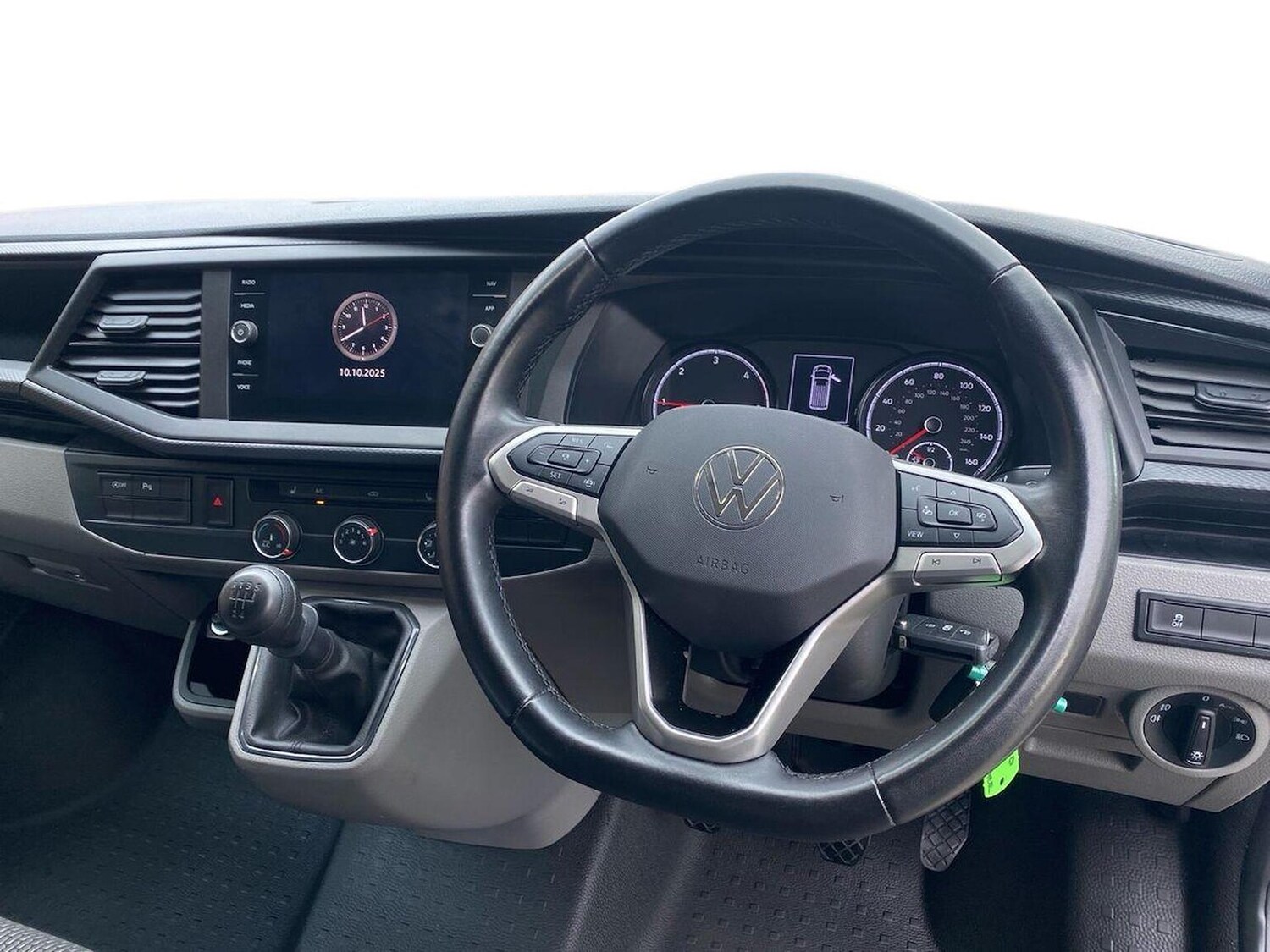 Used Volkswagen Transporter 2024 for sale - 76430835: Photo 9