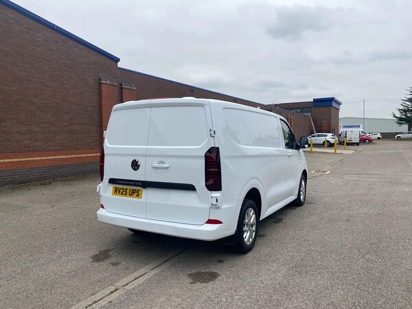 Used Volkswagen Transporter 2025 for sale - 76305439: Photo 19