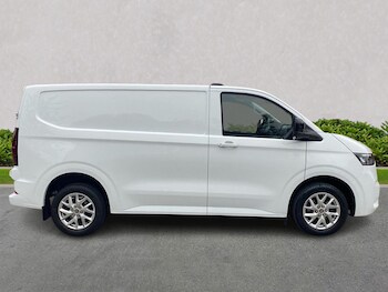Used Volkswagen Transporter 2025 for sale - 76305439: Photo 4